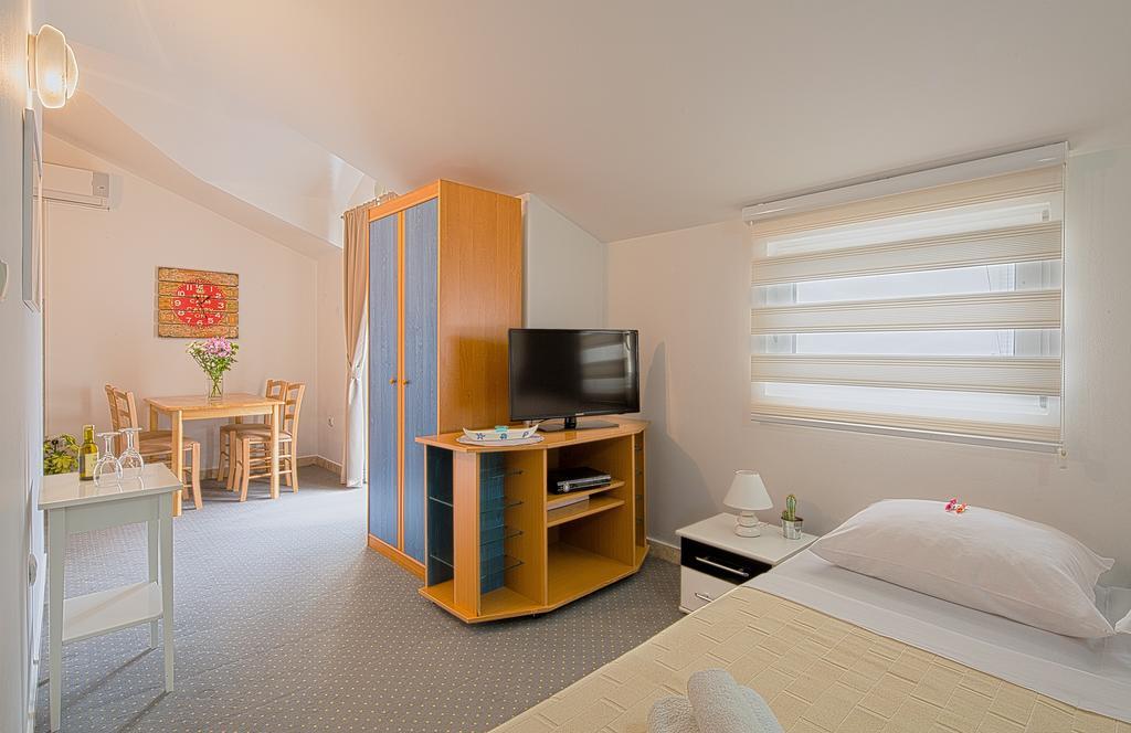 Budva Inn Guest House Exterior foto